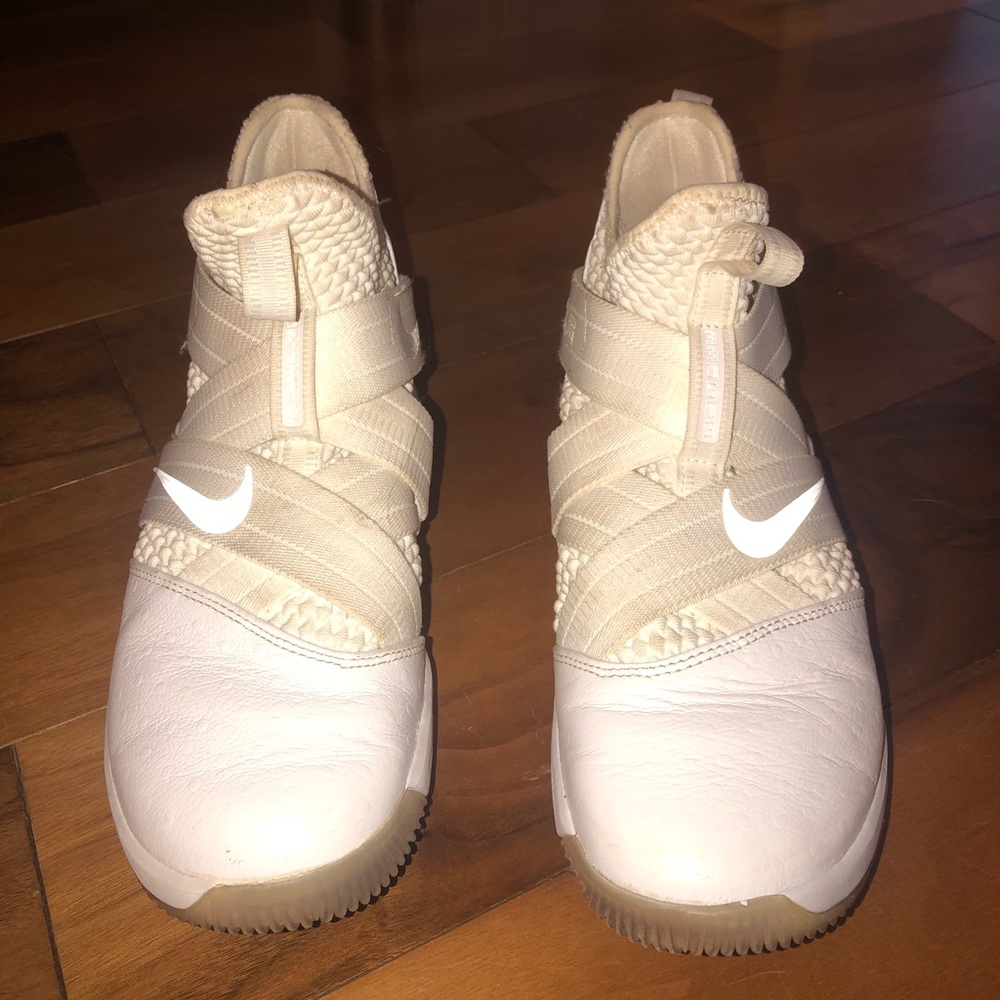 WHITE LEBRON SOLDIER XII SFG